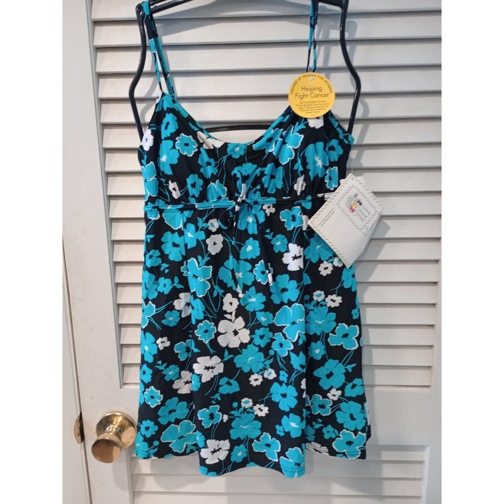 Slender thighs skirted one piece swim suit NWT